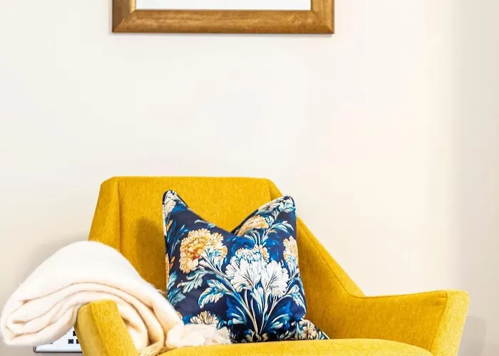 No 31 Village * Killarney